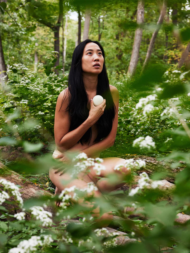Kate Mcleod – Breathe Stone Solid Lotion Bar