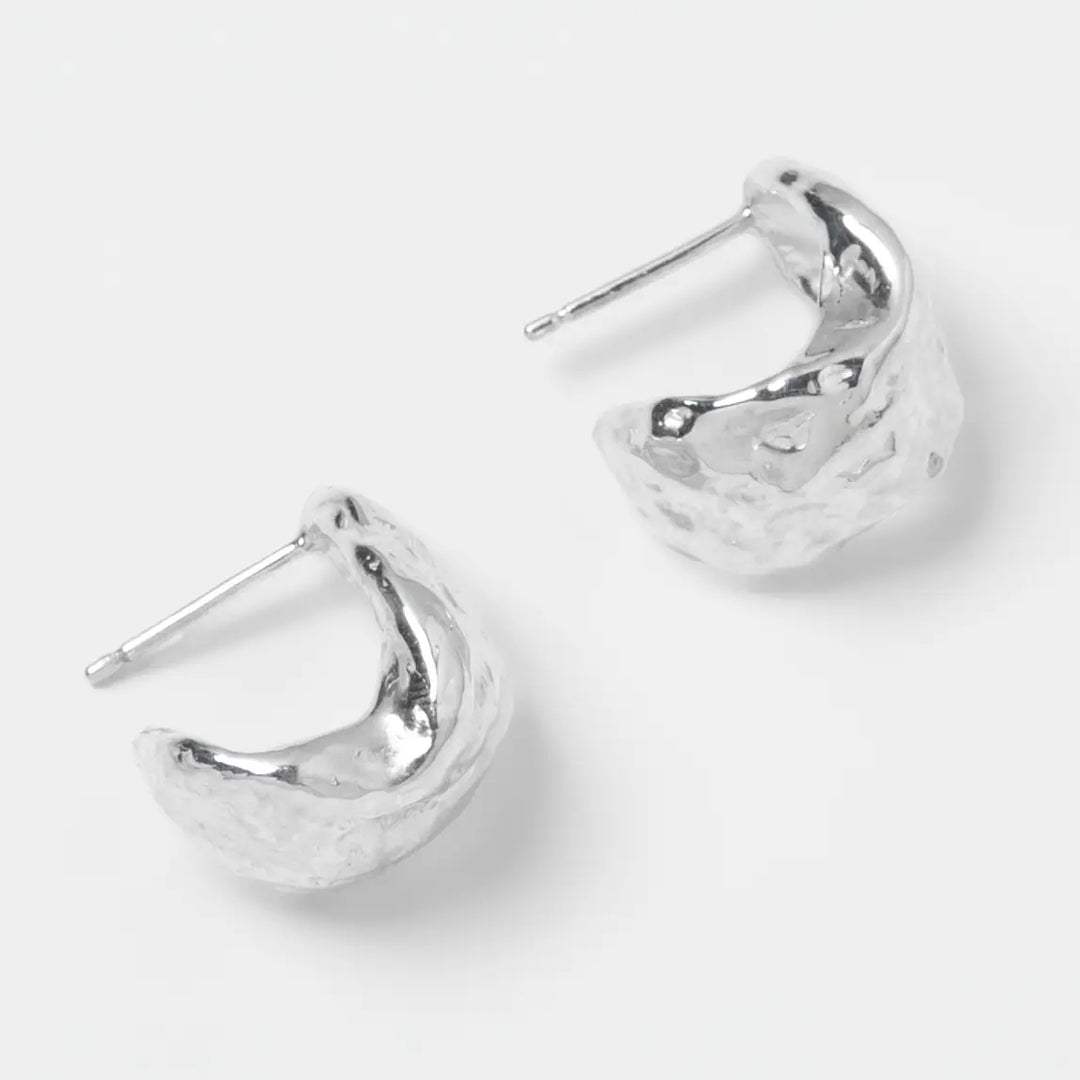 Wolf Circus Jewelry – Roden Hoops in Silver