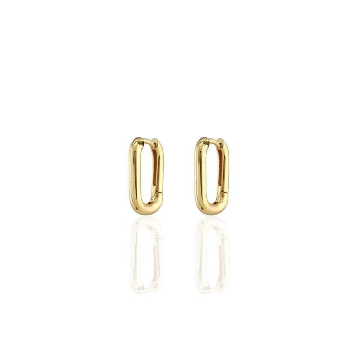 Kris Nations – Oval Hinged Huggie Hoop Earrings in 18K Gold Vermeil