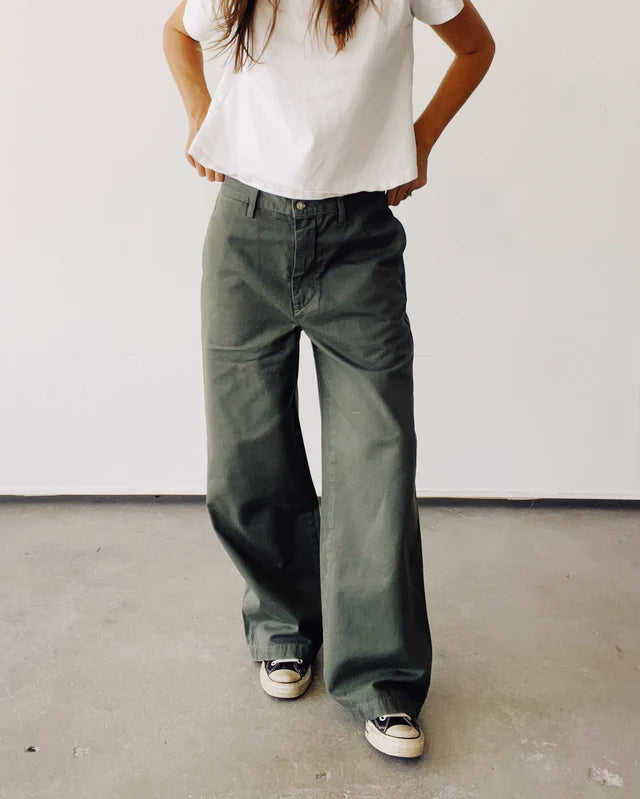 Hey Gang – Buckle Back Trousers in Green