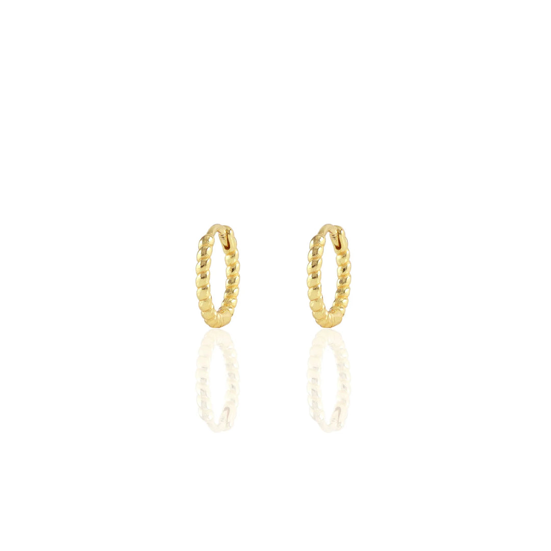 Kris Nations – Twisted Hinged Huggie Hoop Earring in 18k Gold Vermeil