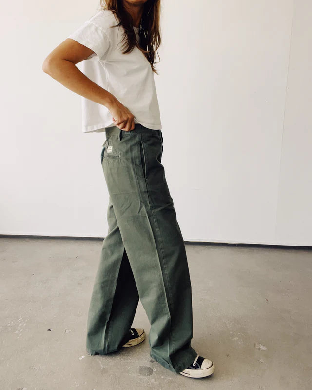 Hey Gang – Buckle Back Trousers in Green