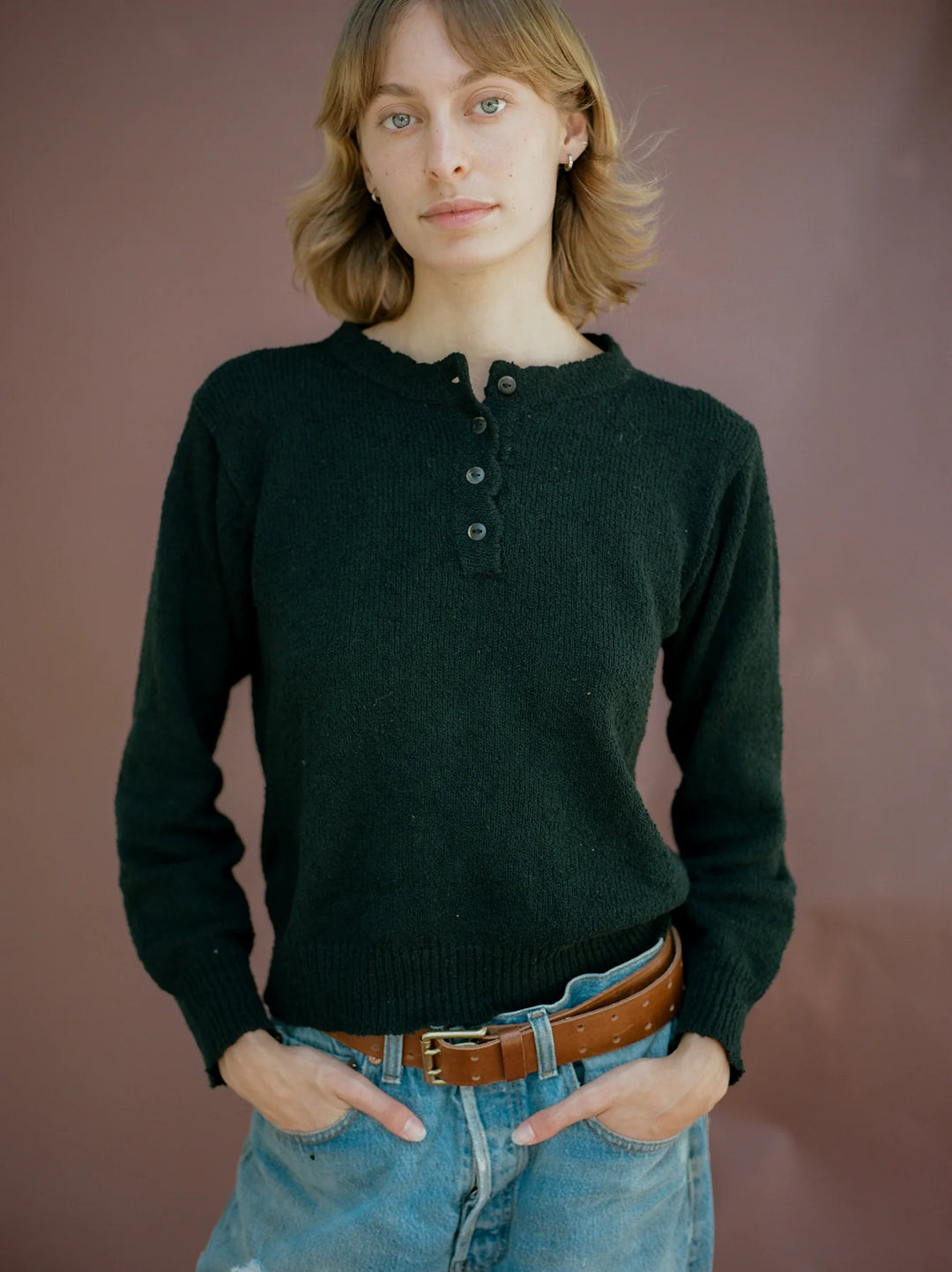 Emma Rothkopf - Ski Henley Sweater in Noir