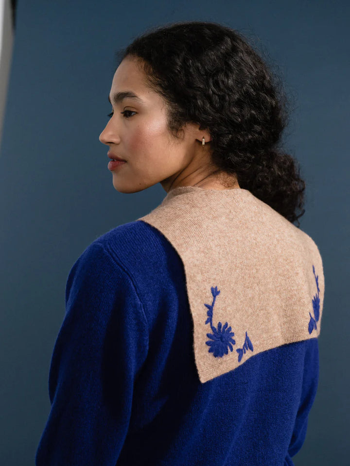 Hansel from Basel – Cashmere Sailor Scarf in Fawn