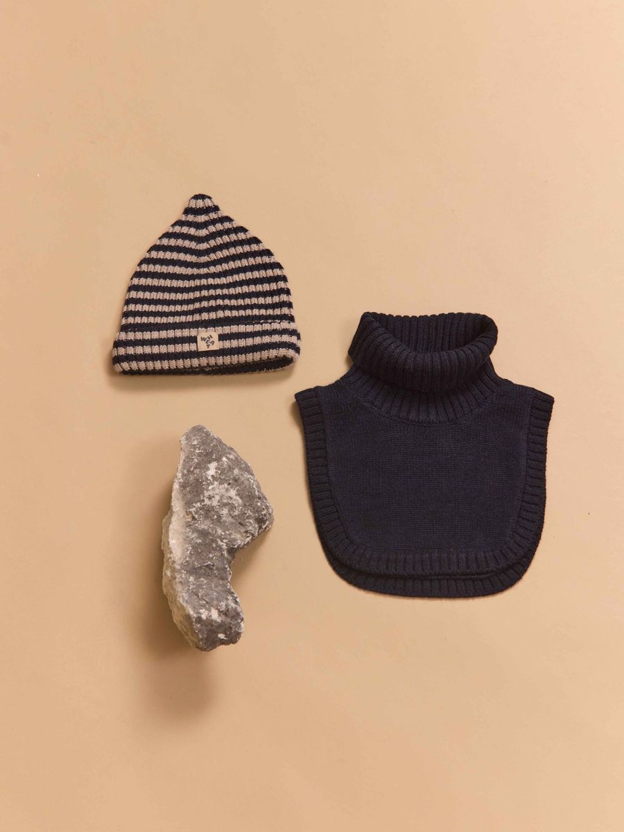 WHEAT – Topper Beanie in Navy Stripe