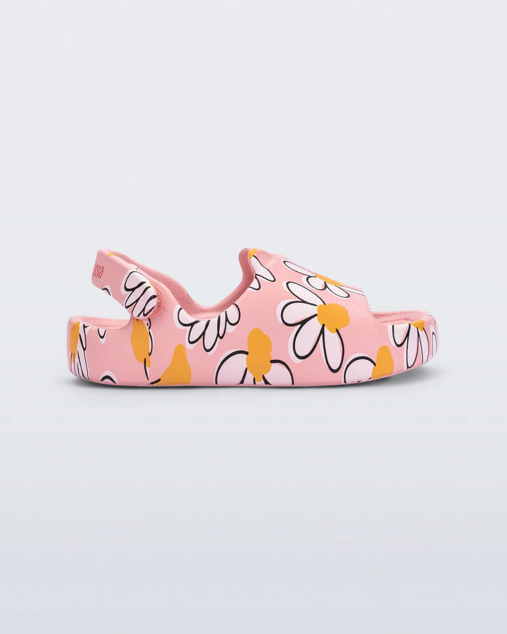 Mini Melissa – Free Cute Sandals in Pink Daisy