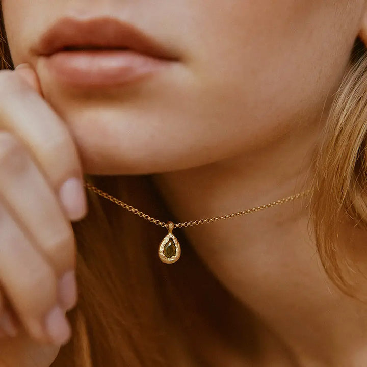 Agapée – Lysia Dark Green Necklace