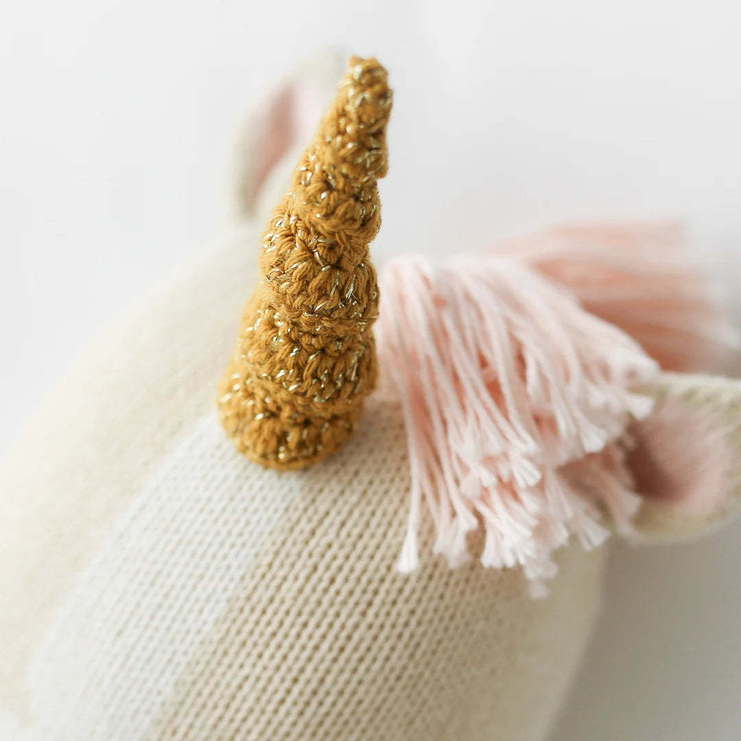 Cuddle + Kind – Zara the Unicorn