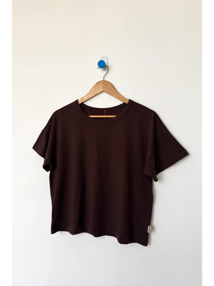 Le Bon Shoppe - Fille Tee in Dark Cacao