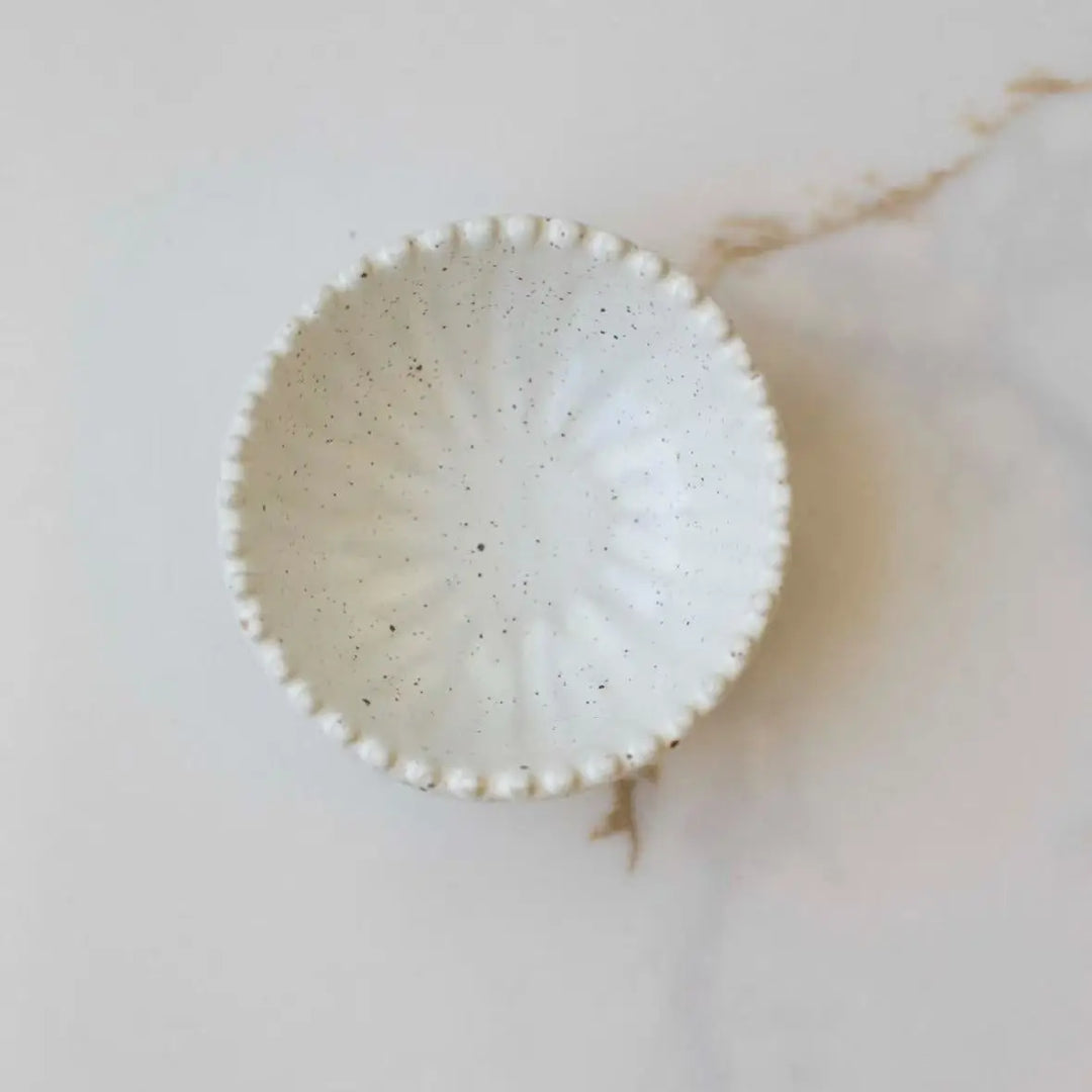 Fodory - Ruffled Edge Ceramic Pinch Bowl