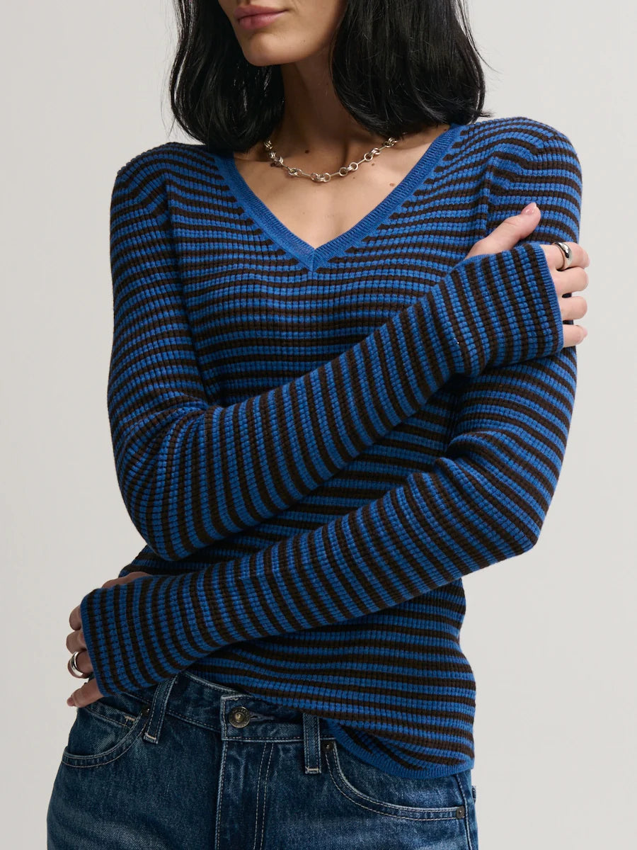 Margaret O'Leary – Shirttail Waffle Vee in Aegean and Cocoa