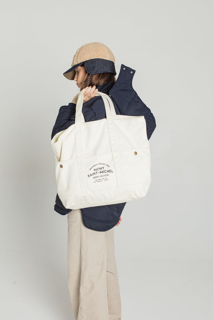 Le Mont Saint Michel - Amila Printed Pocket Tote