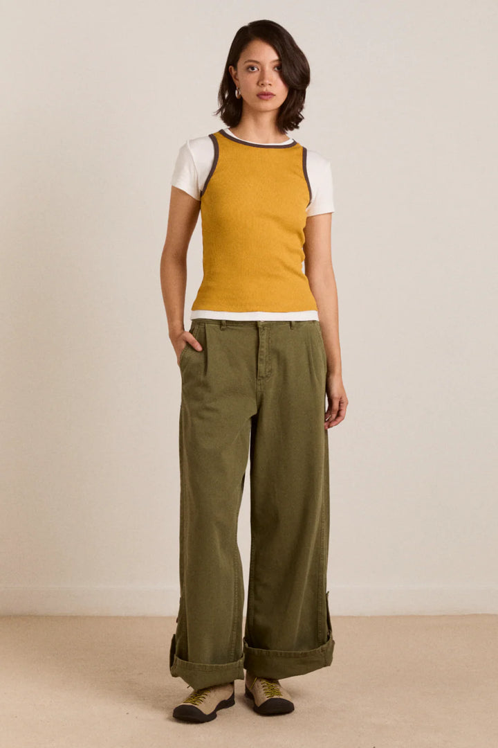 Damson Madder – Wylie Turn Up Jeans in Kaki