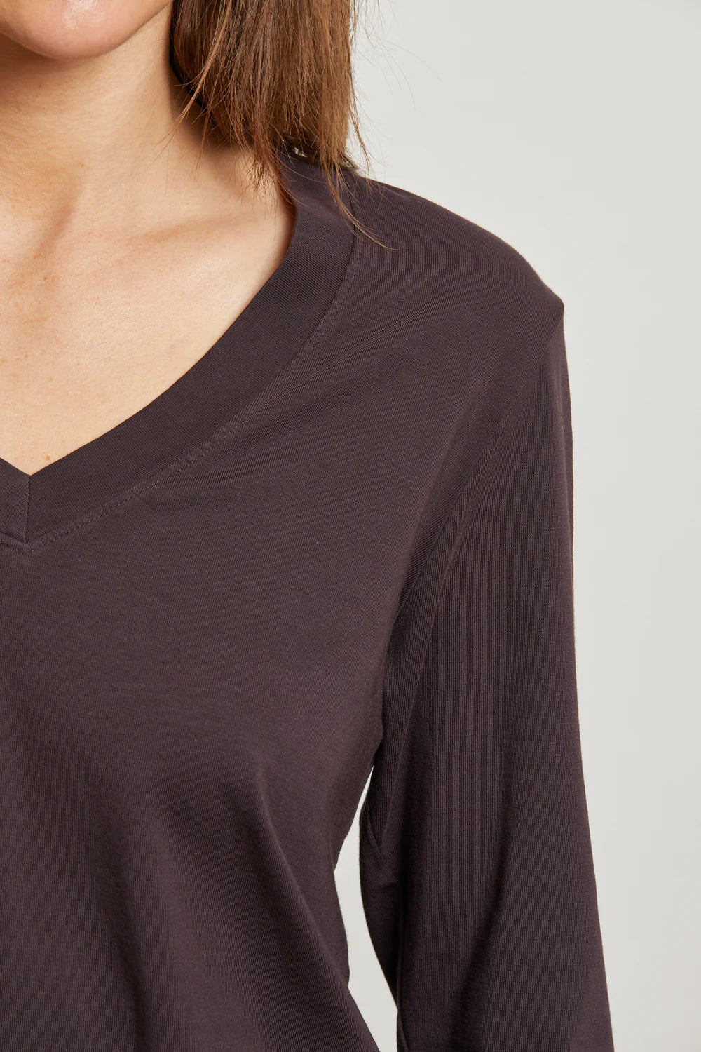 Perfect White Tee – Sinatra Tee in Cocoa