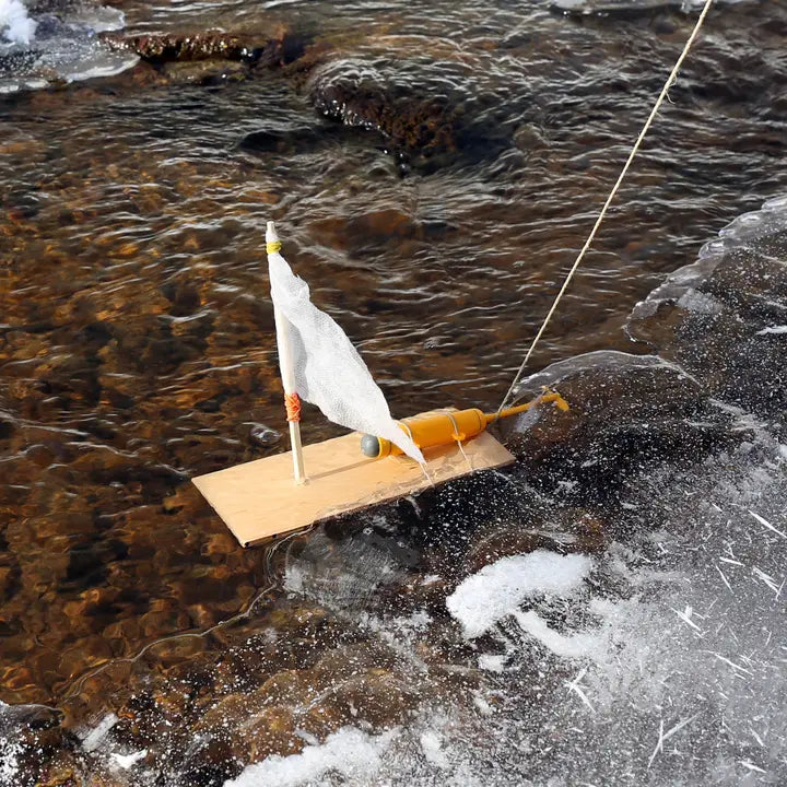Huckleberry by Kikkerland - Huckleberry Make Your Own Motor Boat