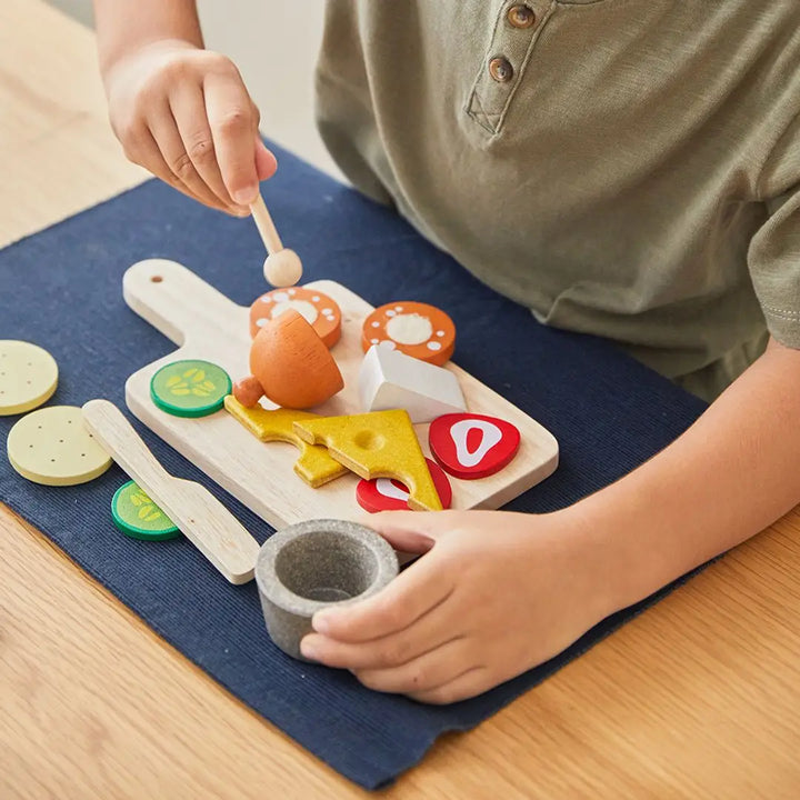 PlanToys- Cheese & Charcuterie Board