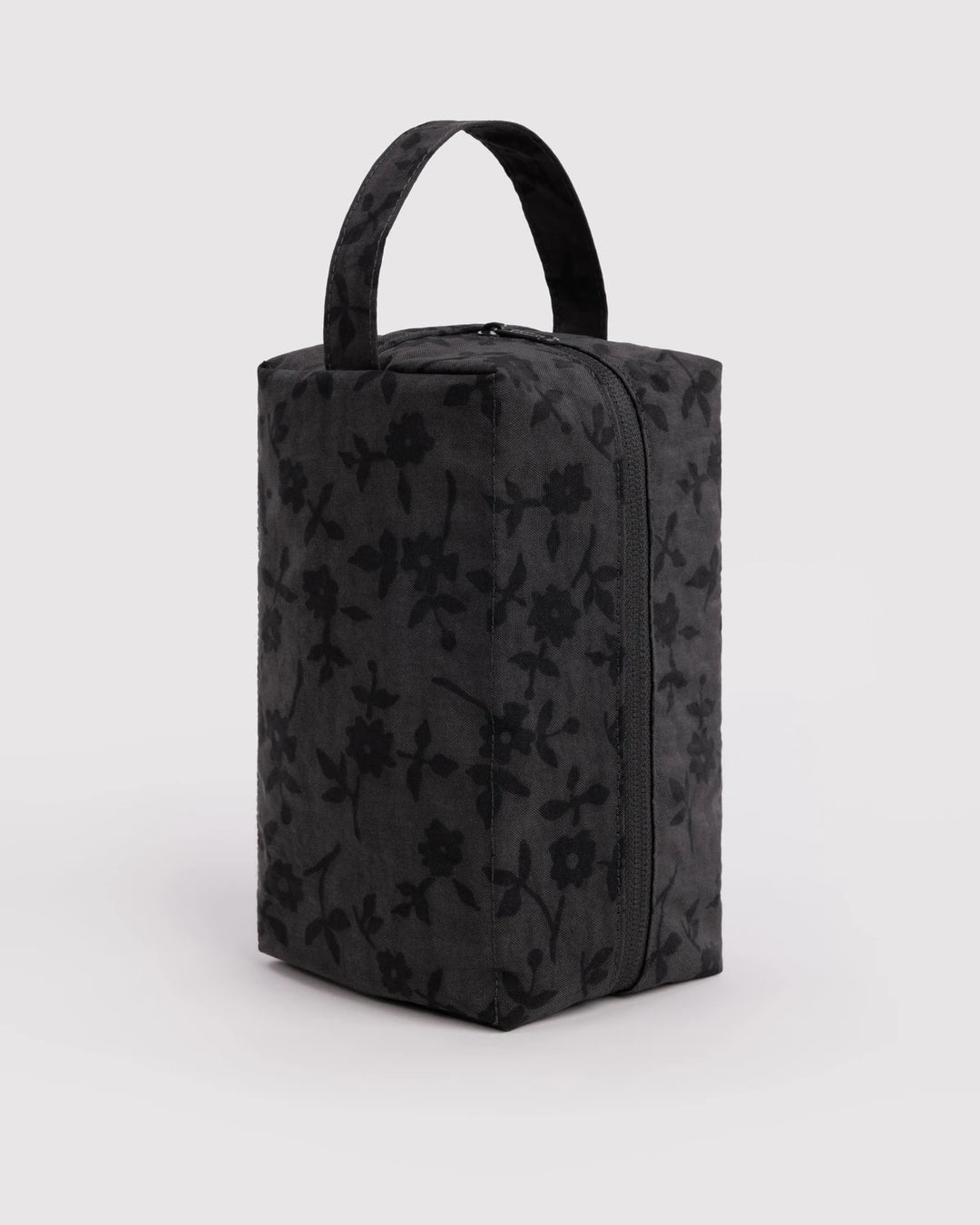Baggu – Dopp Kit in Charcoal Ditsy Floral