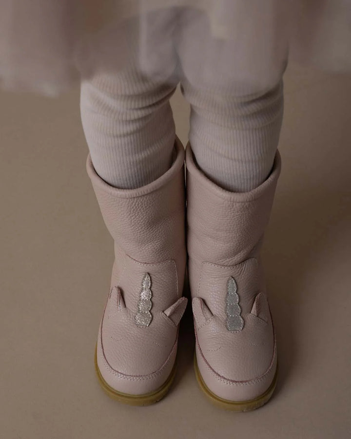 Donsje – Wadudu Boots in Light Rose Unicorn