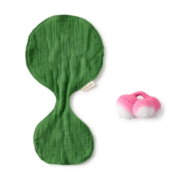 Oli & Carol – Ramona the Raddish Mini Teether Toy