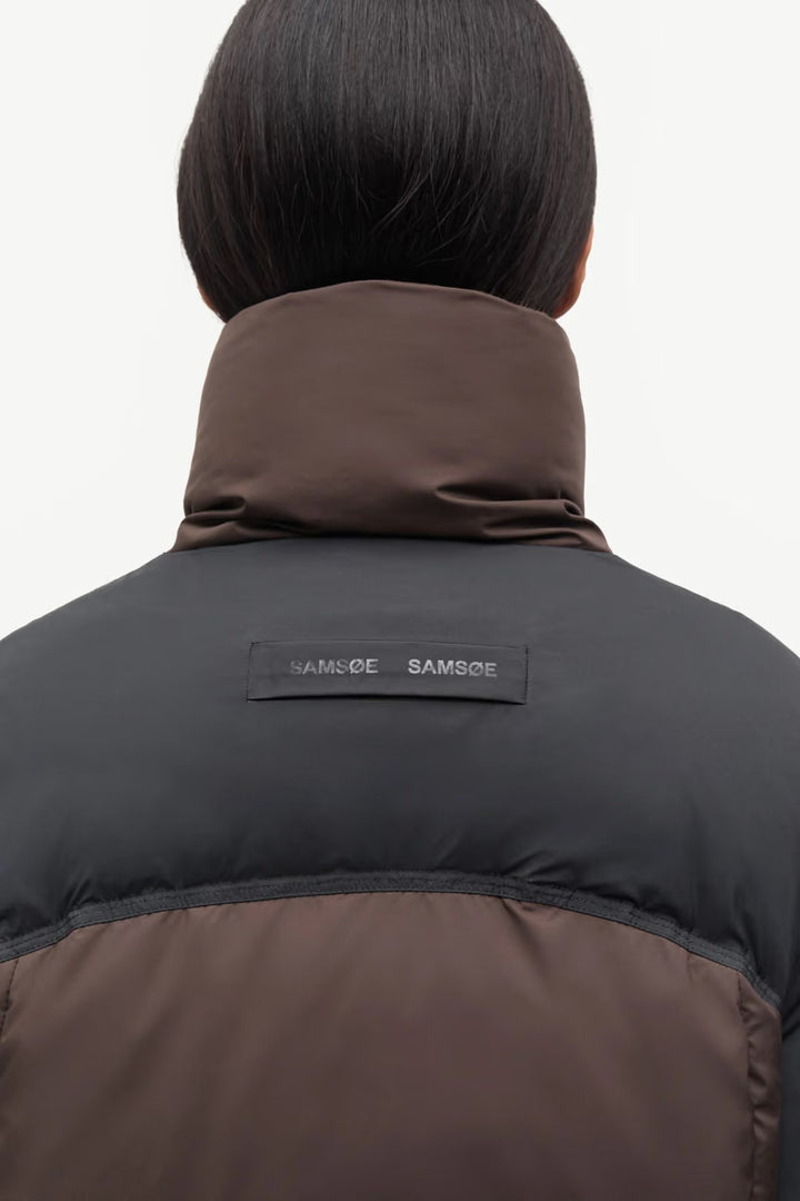Samsoe Samsoe – Safern Puffer Coat in Mulch & Black