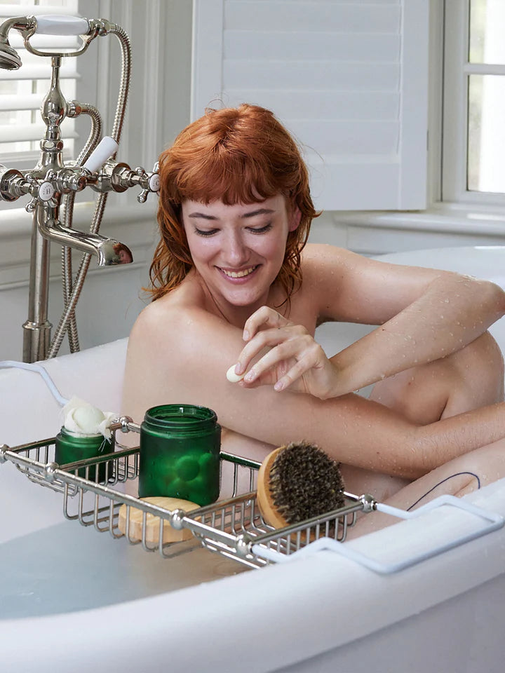 Kate Mcleod – Daily Pebble Bath & Shower Oil