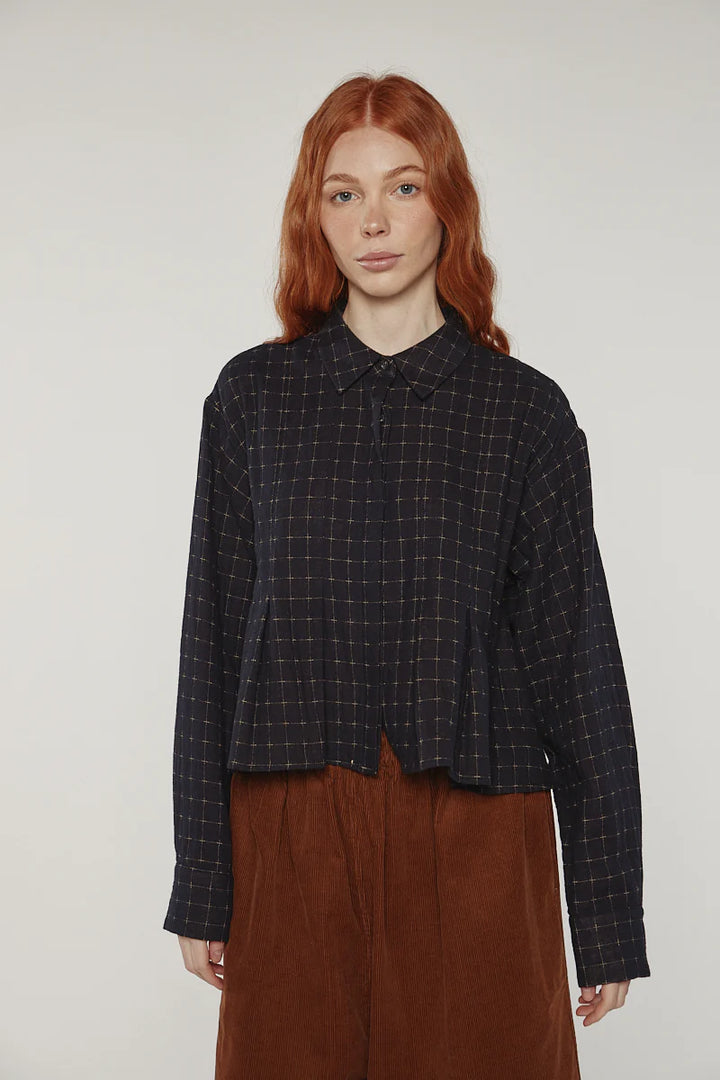Amente – Cotton Pleated Blouse in Black