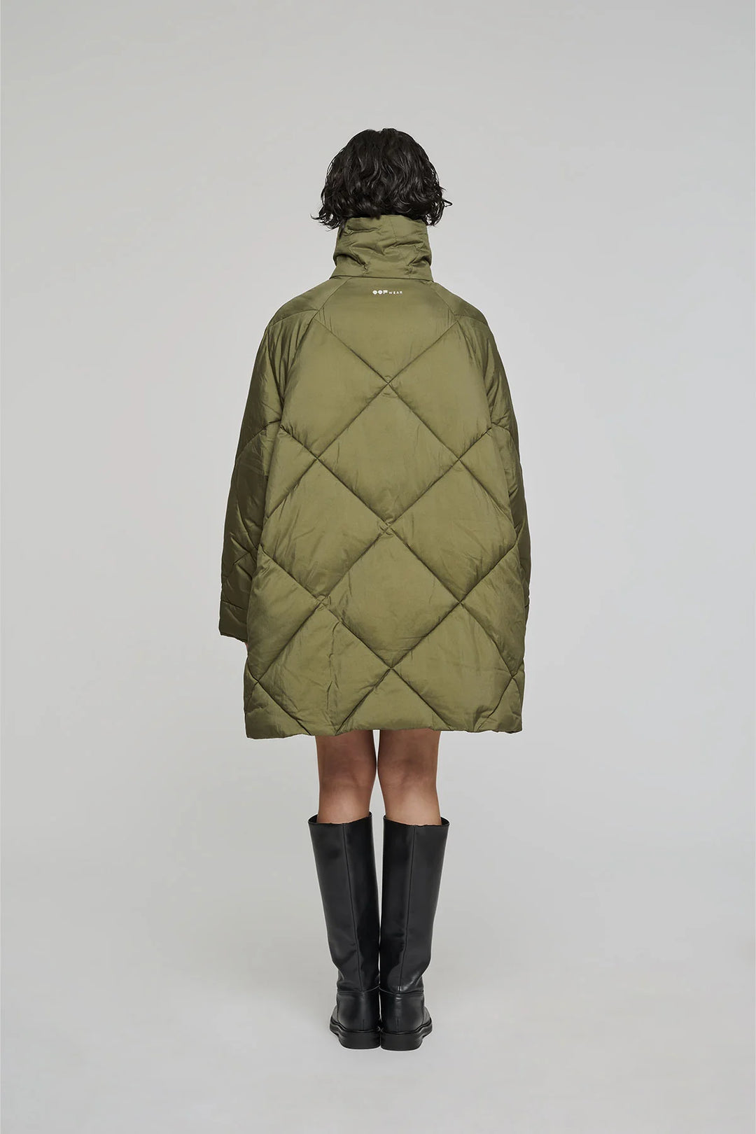 Oofwear - Midi Nylon Puffer Jacket in Military Green