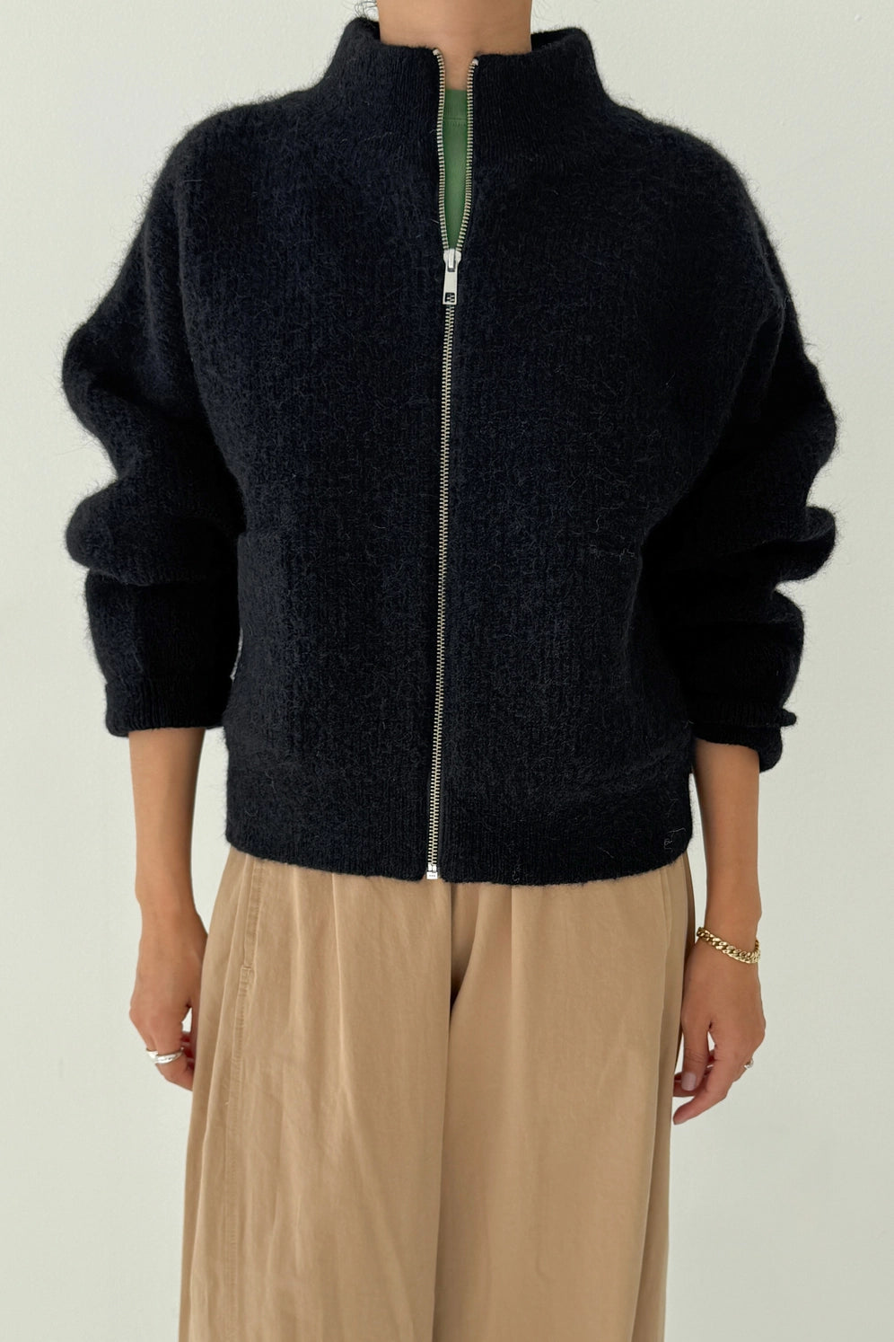 Le Bon Shoppe - Alpaca Zip Front Sweater Jacket in Black