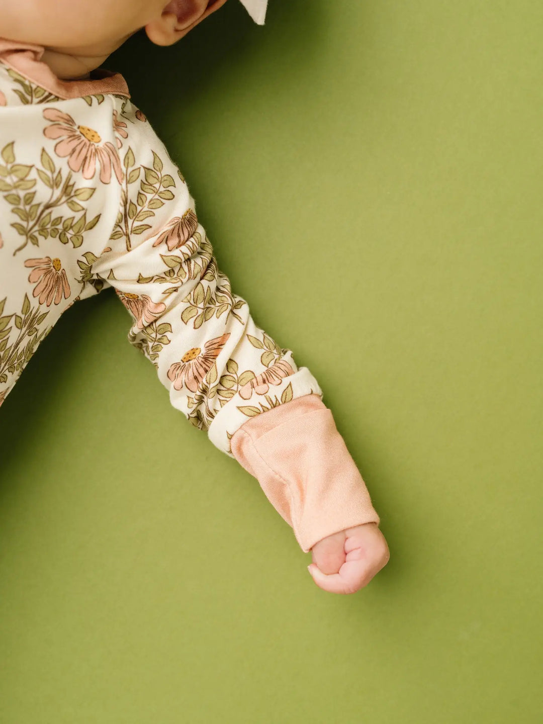 Little One Shop – Timeless Petals Bamboo Sleeper