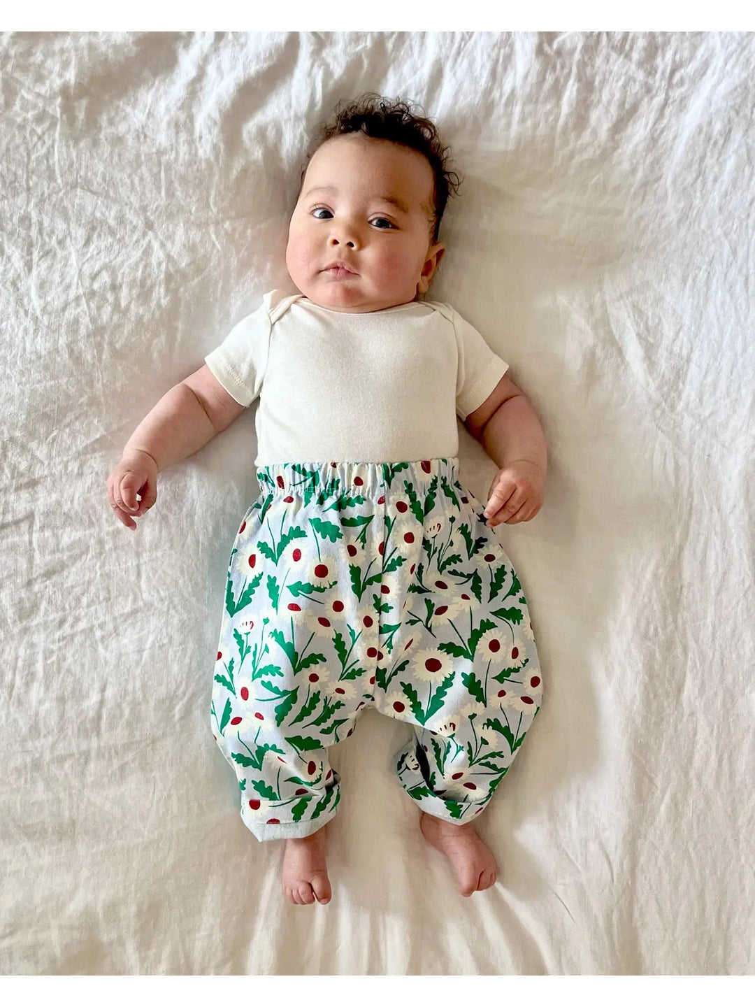 Lewis – Baby Barrel Pant in Daisy Horizon
