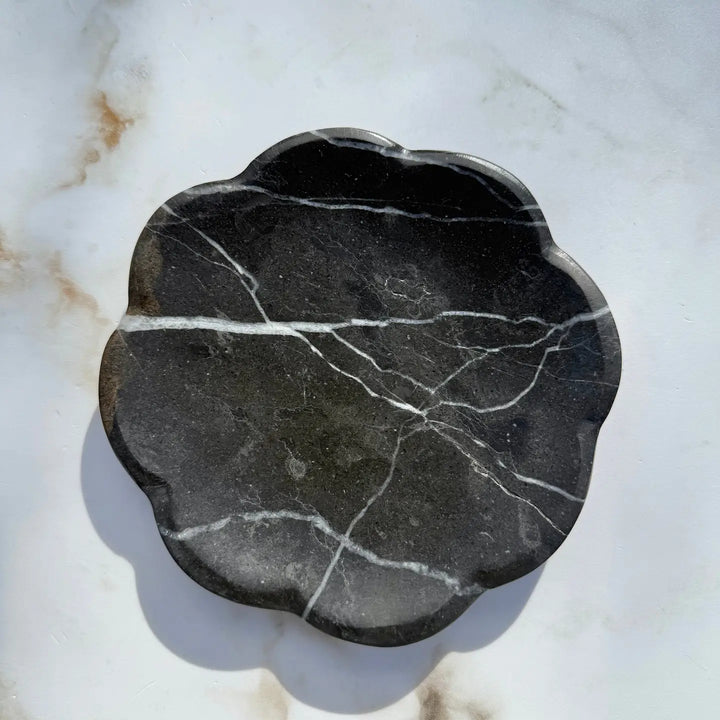 Villa Lua - Belle Tray in Black Marble
