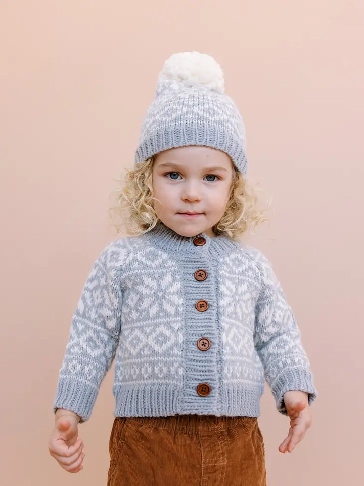 The Blueberry Hill – Snowflake Hat in Bowie Grey