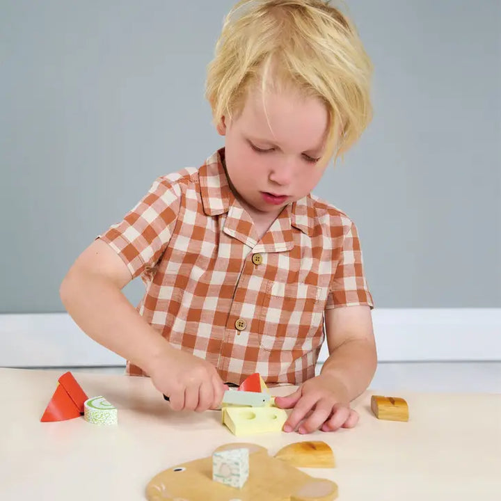 Tender Leaf – Cheese Chopping Board