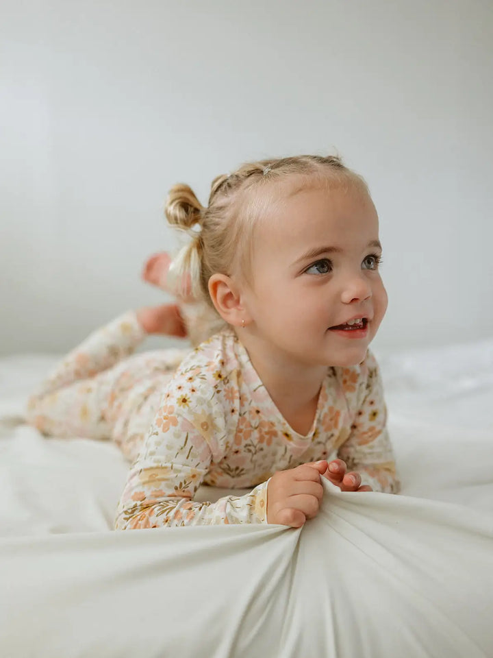 Honeycomb Goods - Two Piece Pajama Set in Flower Fields