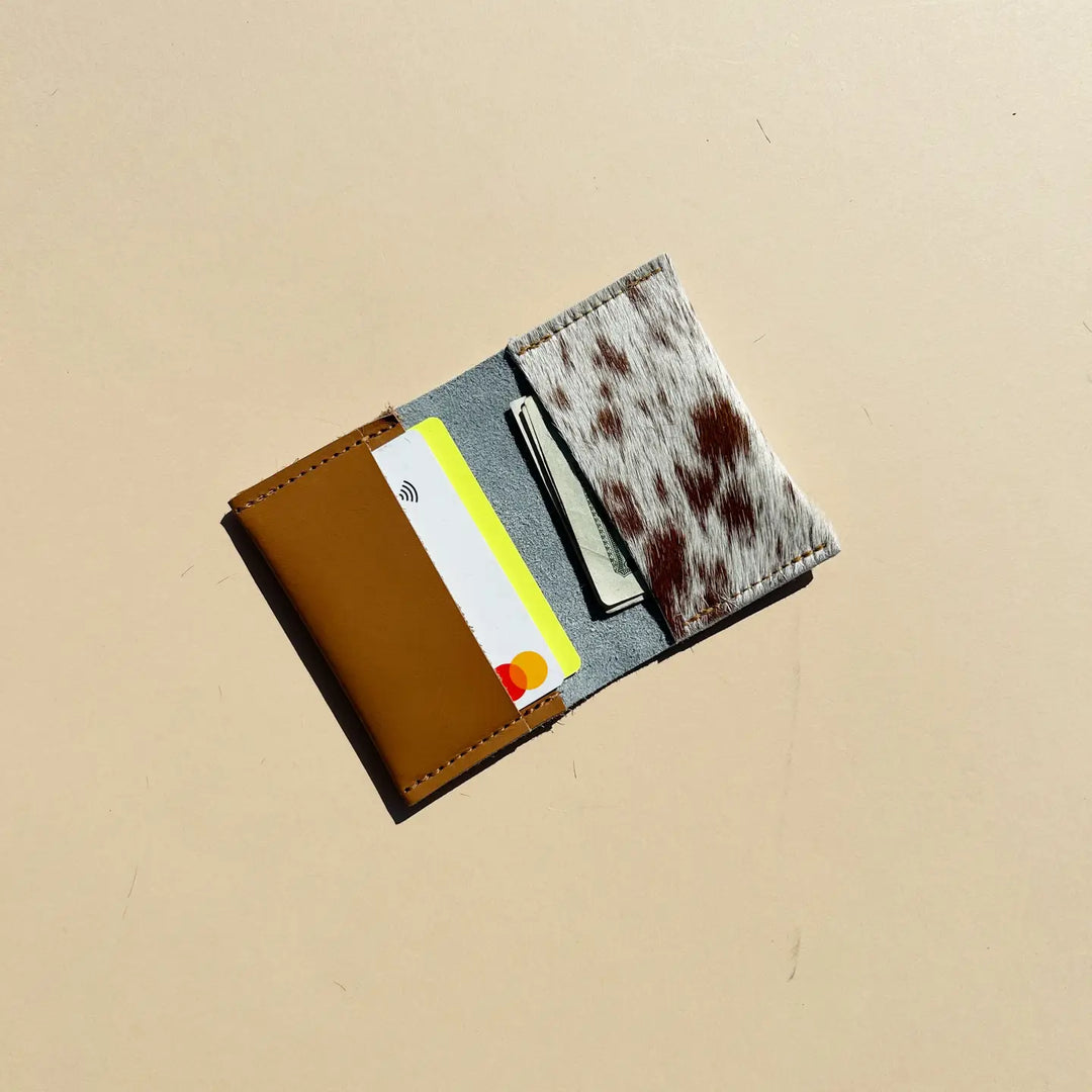 Primecut – Wallet in Leather + Caramel Speckled Hair on Hide