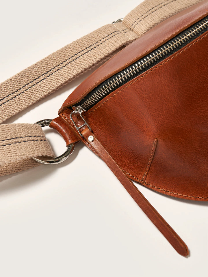 Bellerose – Rosie Sling Bag in Cognac