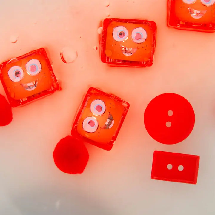 Glo Pals Sammy Red Light-Up Cubes