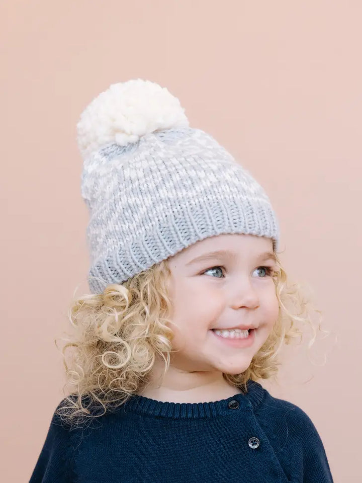 The Blueberry Hill – Snowflake Hat in Bowie Grey