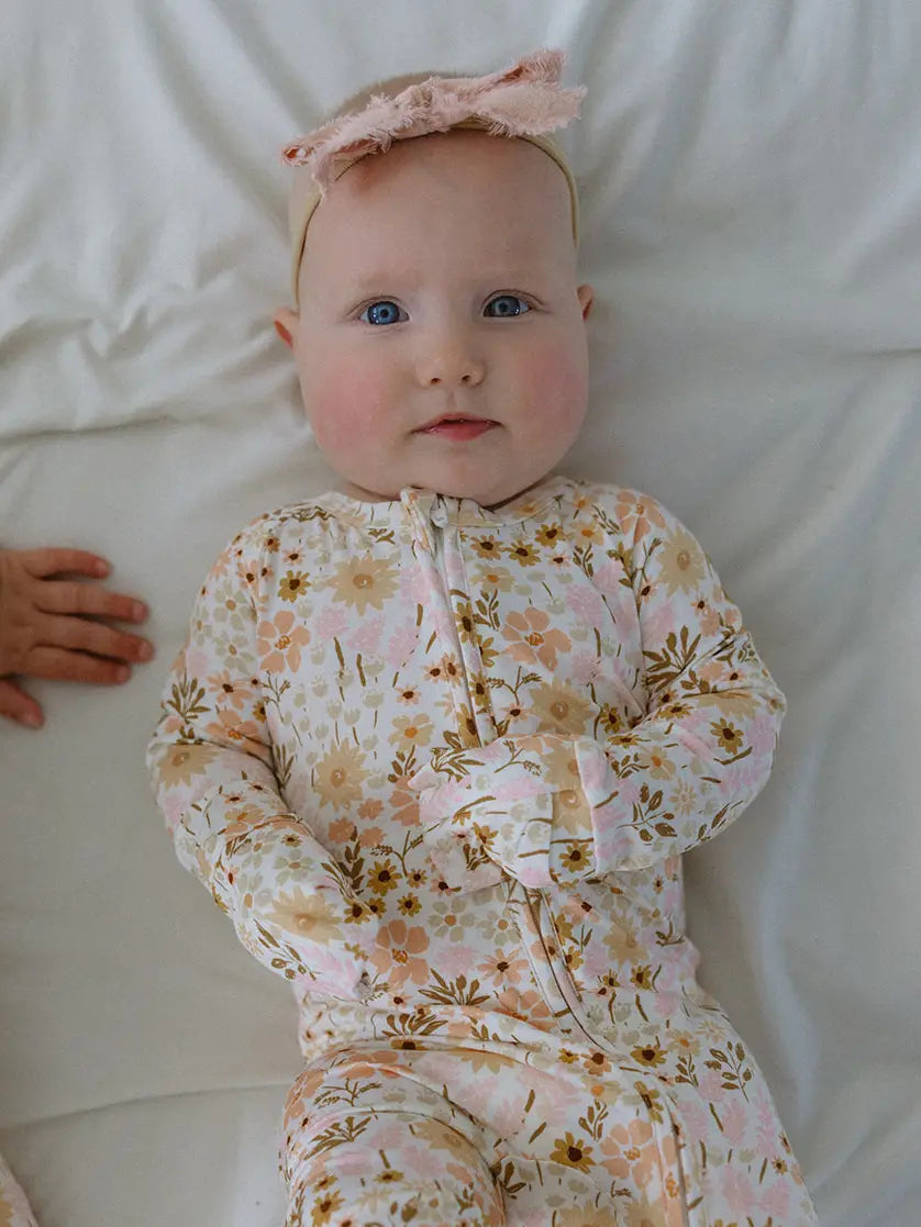 Honeycomb Goods - Zip Footie Pajamas in Flower Fields