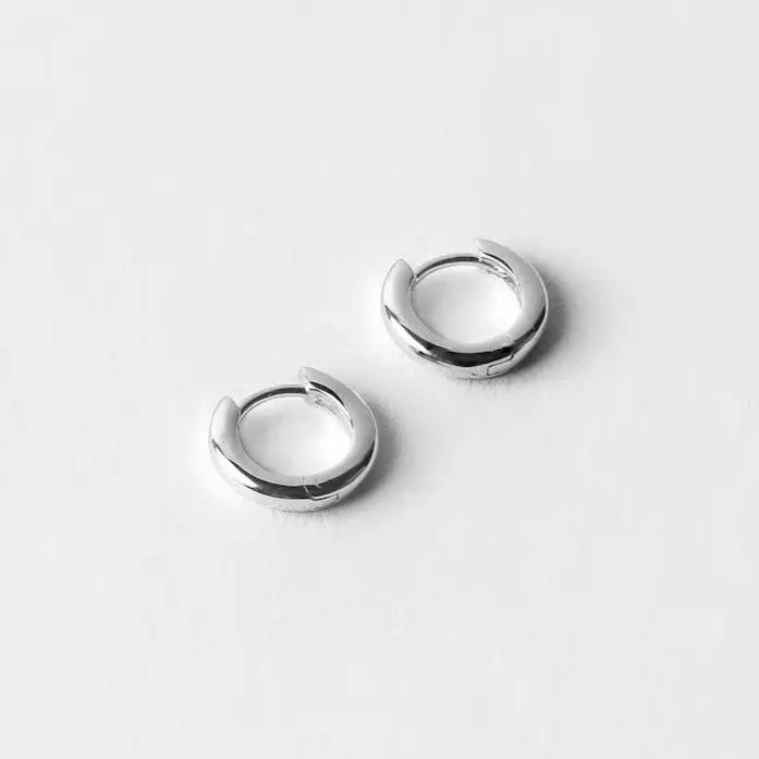 Wolf Circus Jewelry – Huggie Hoops in Silver