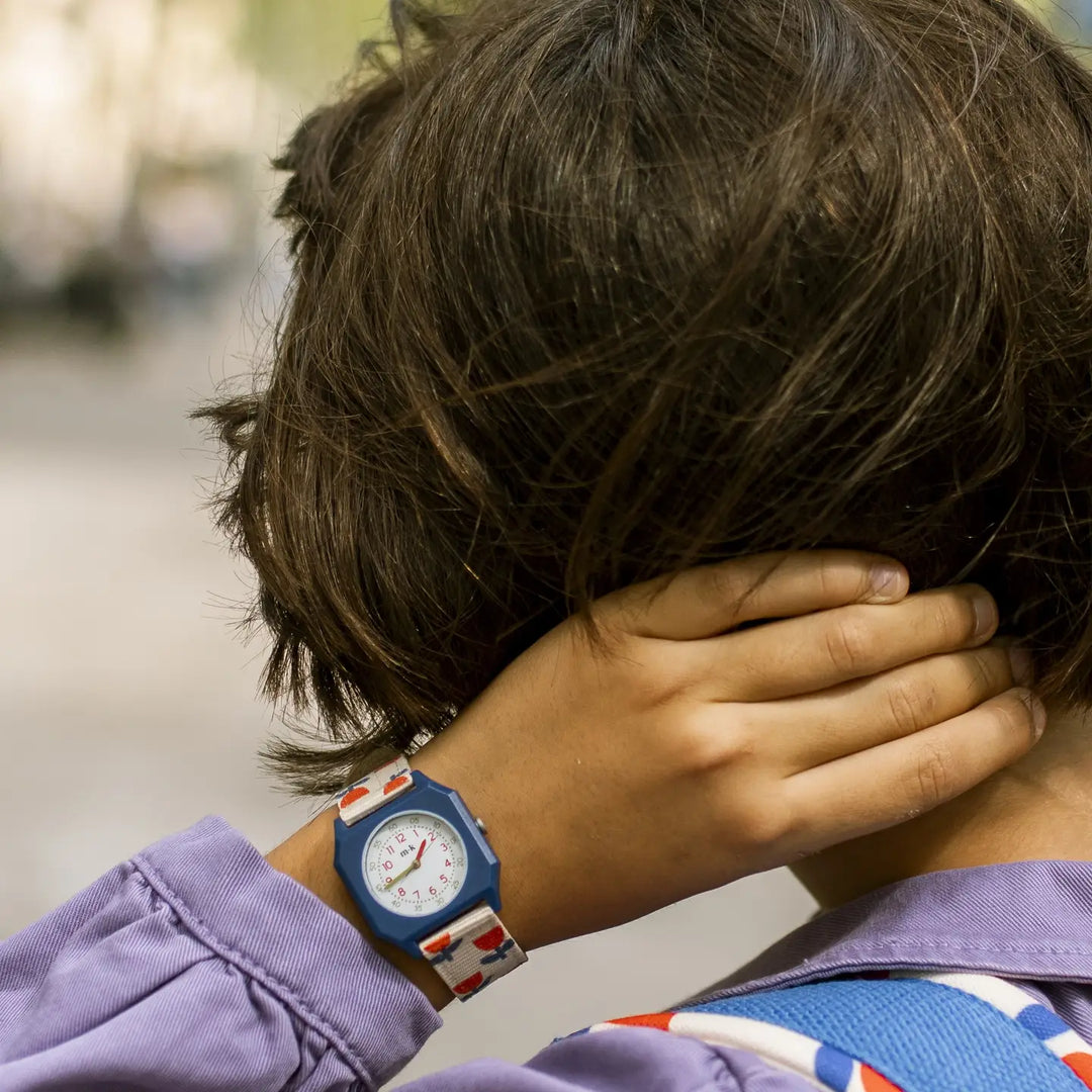 Mini Kyomo – Flowers Taxi Brousse Collab Watch