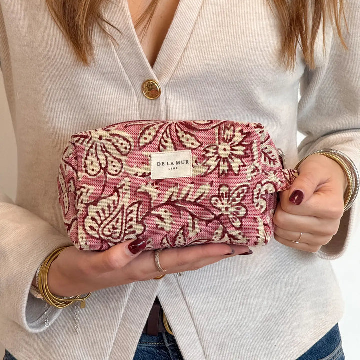 De La Mur Lines - Squared Makeup Bag in Came