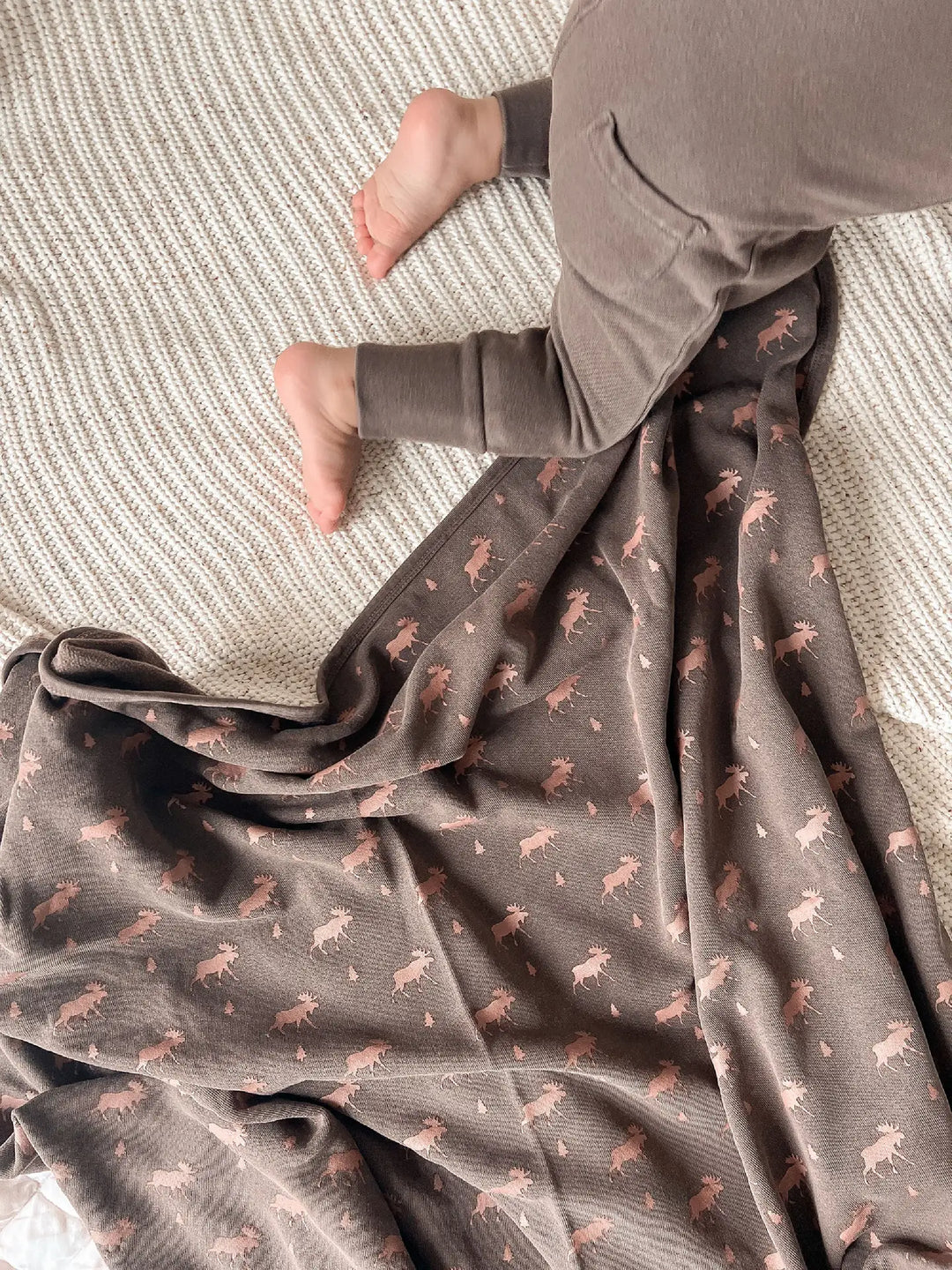 L'ovedbaby – Organic Baby Blanket in Bark Moose