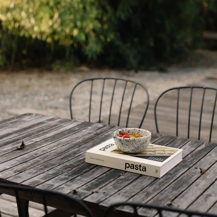 Casa Azua – Maria Classic Bowl in Black and White