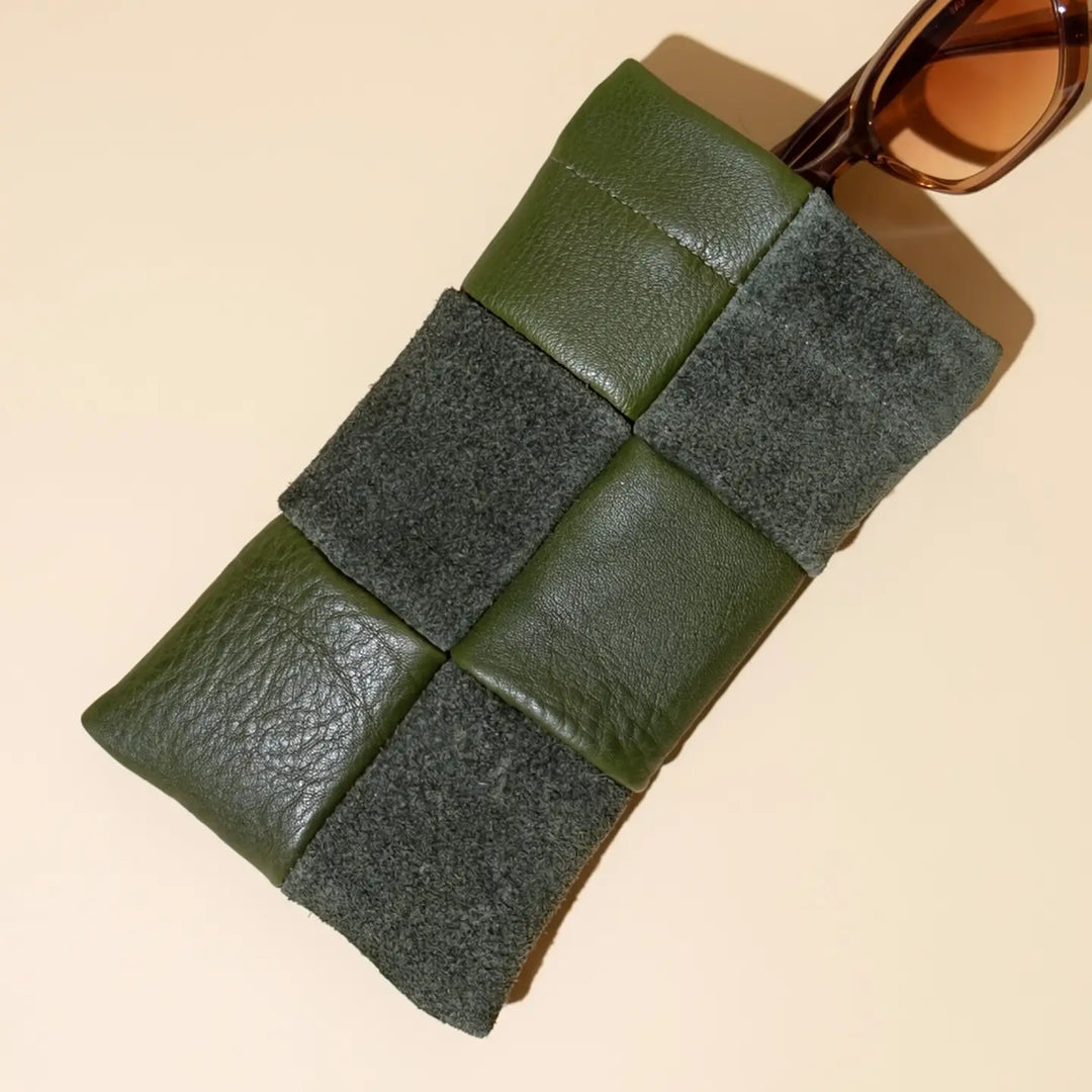Primecut – Sunglasses Case in Olive Checkered Leather