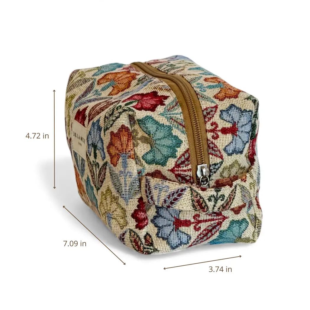 De La Mur Lines - Squared Makeup Bag in Flora