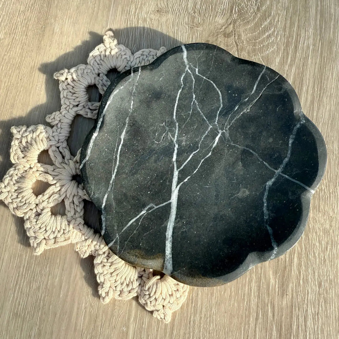 Villa Lua - Belle Tray in Black Marble
