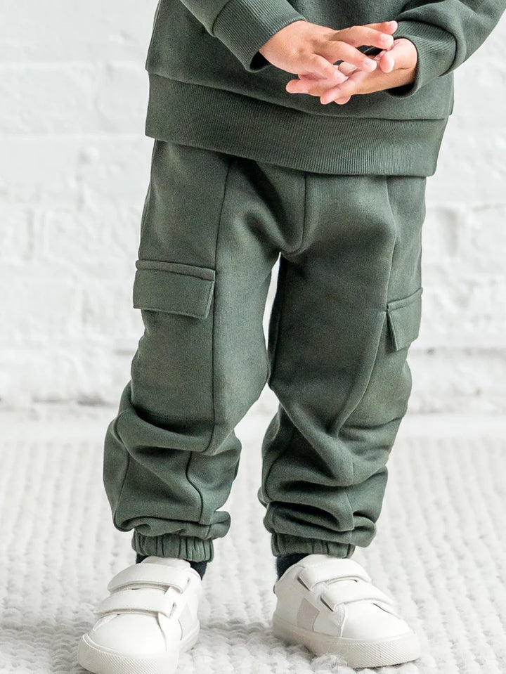 Colored Organics – Dallis Fleece Cargo Sweatpants in Pine