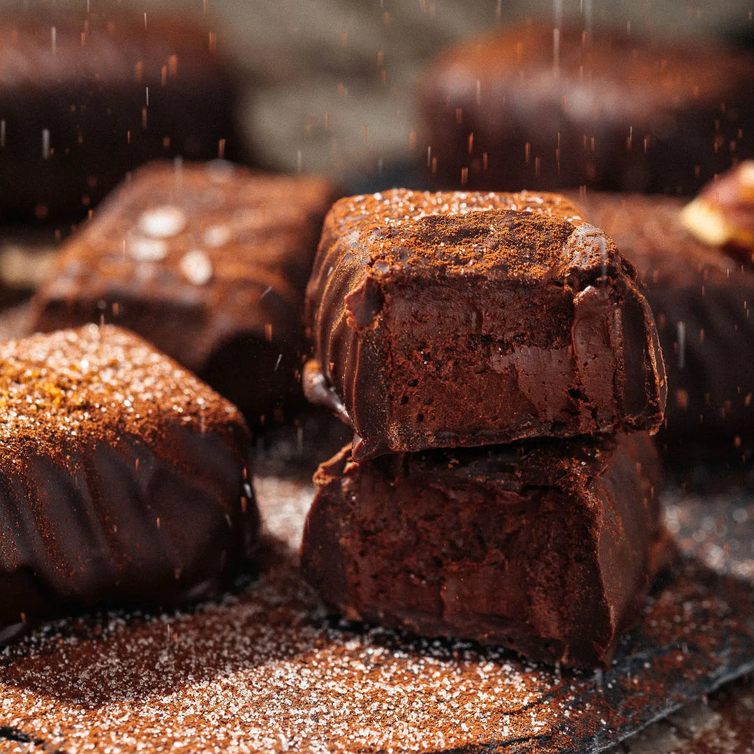 Fine & Raw - 8 Piece Holiday Mixed Truffle Box