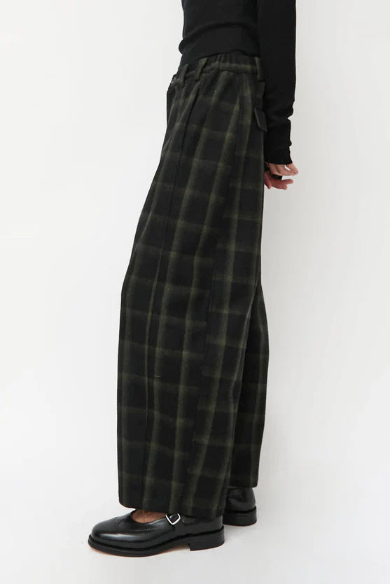 No. 6 Store – Justin Pant in Black Olive Plaid